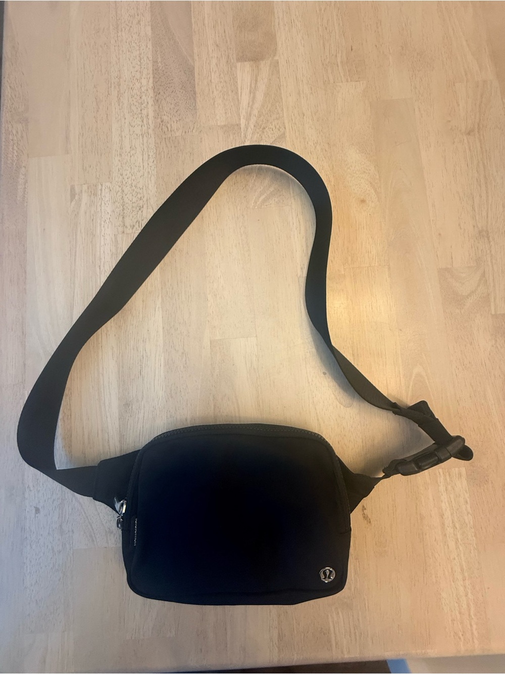 Lululemon Black Everywhere Bag L